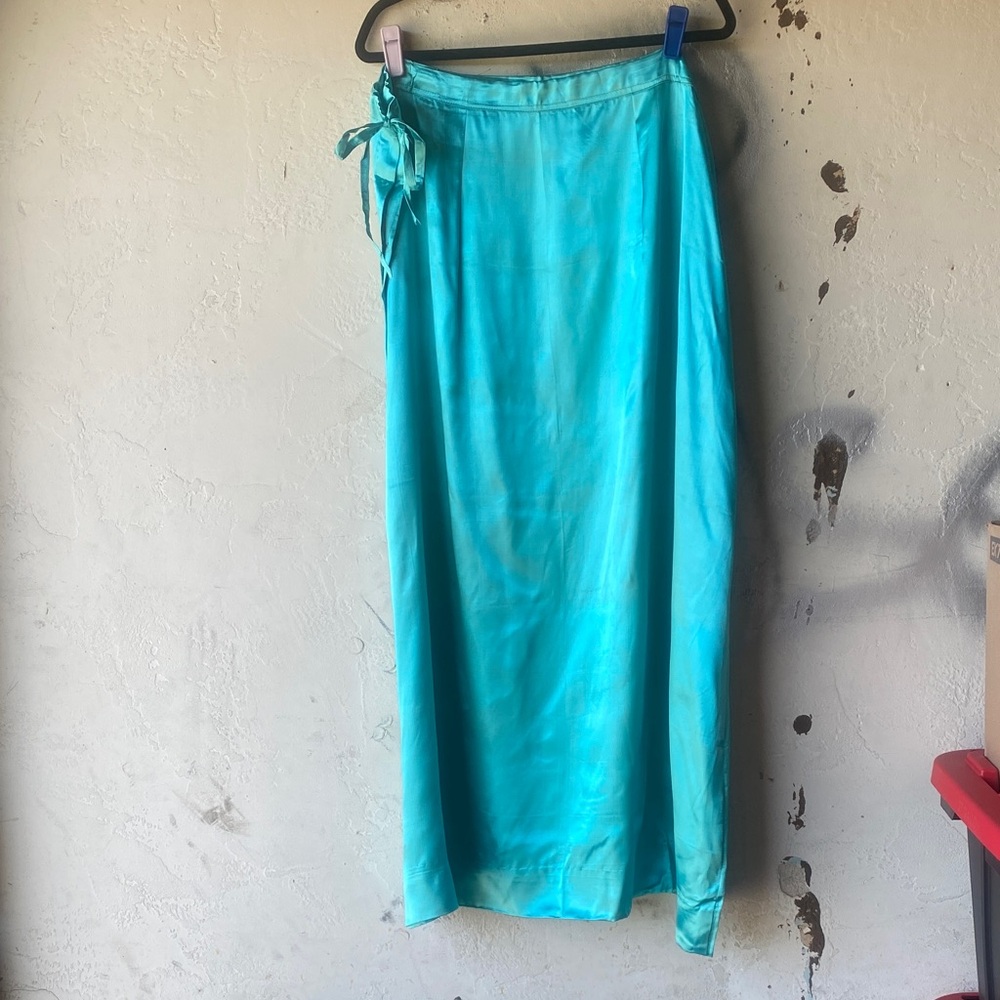 Elegant Turquoise Petticoat